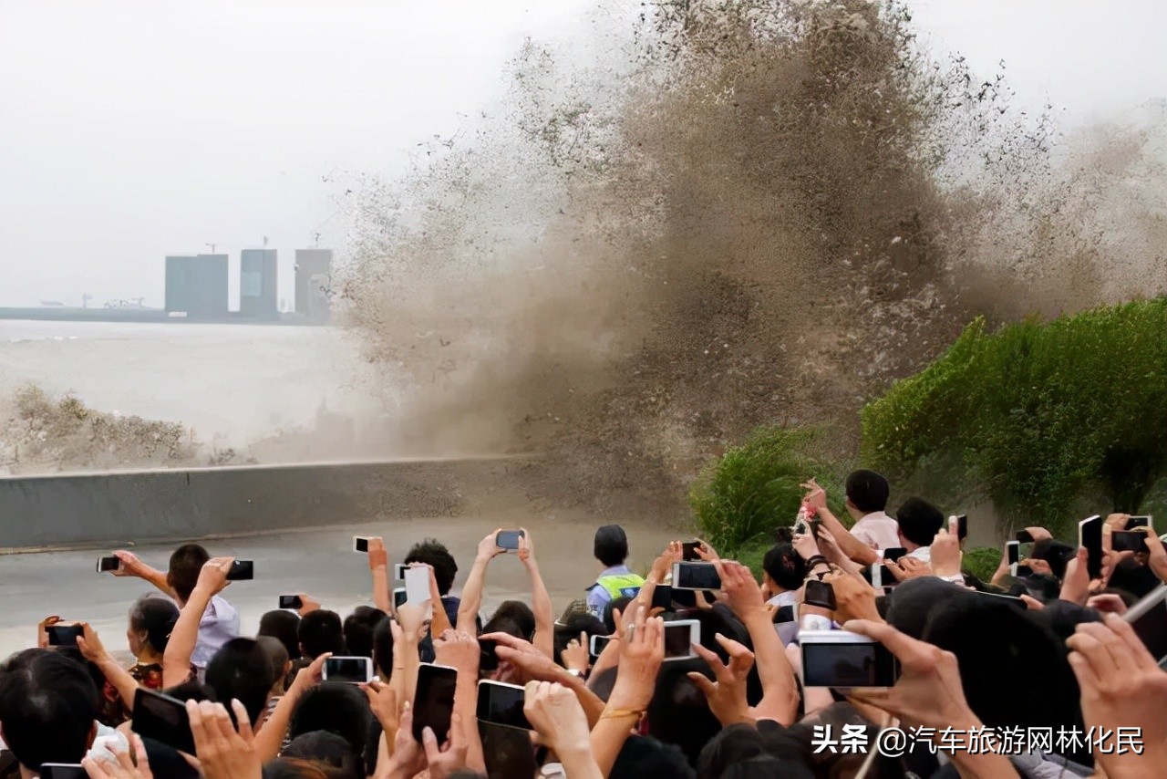 观钱塘江大潮 畅游水乡5日游，地下大峡谷、地下萤光湖1日游