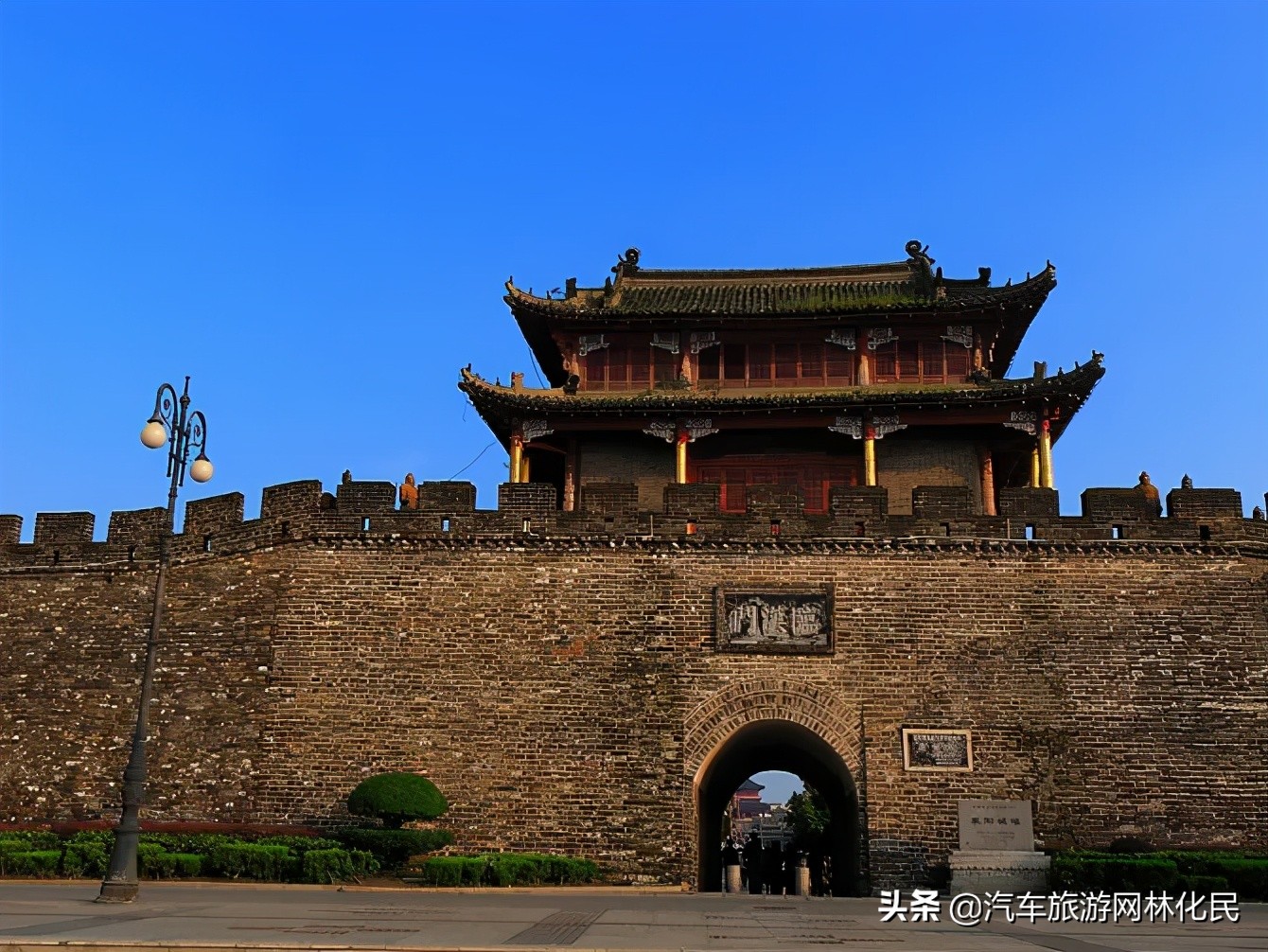 桂林+韶山毛主席铜像广场+凤凰古城+阳朔西街休闲七日游